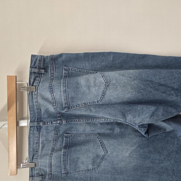 ELOQUII Stylish Denim Jeans with Rhinestone Fringe Pockets 16 - Picture 5 of 7